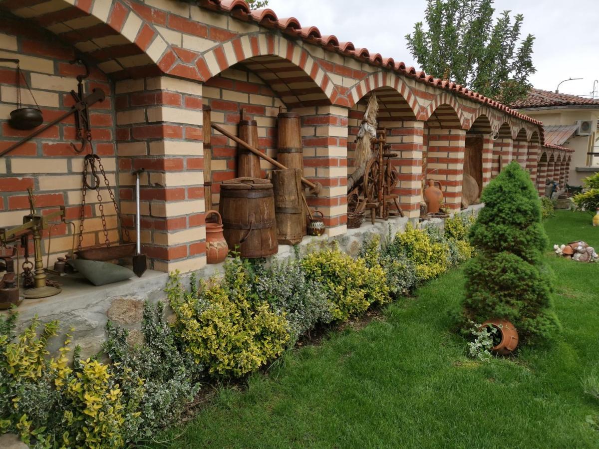 Възрожденски Комплекс Чардакъ Сопот Exteriér fotografie